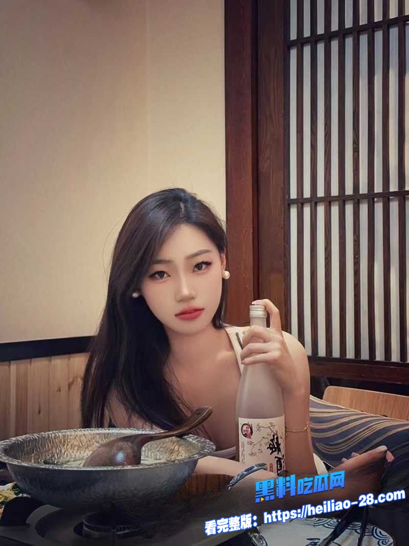 极品清纯美少女裸贷肉偿视频曝光2
