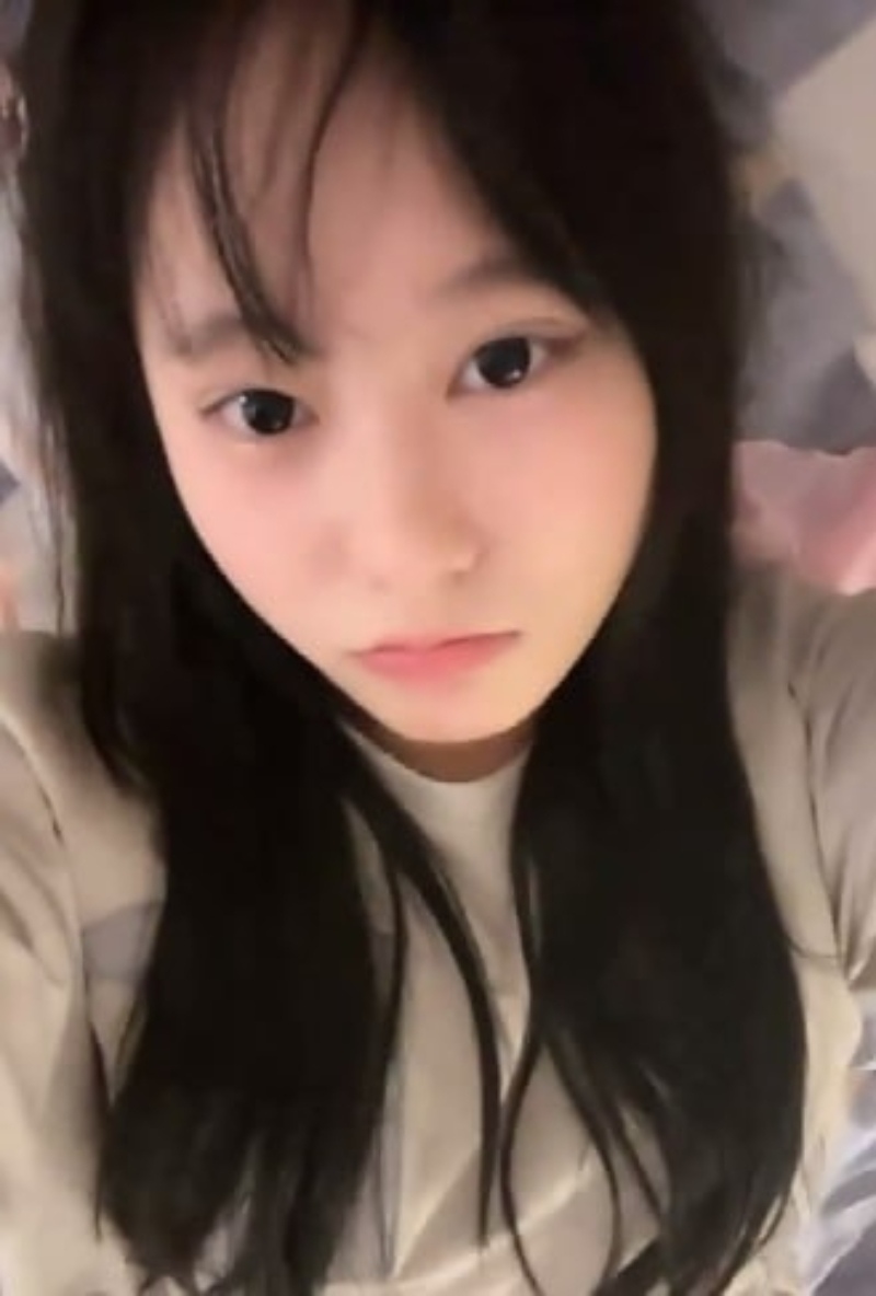 抖音极品萝莉KOUK与榜一大哥1V1裸聊1 抖音极品萝莉KOUK与榜一大哥1V1裸聊1