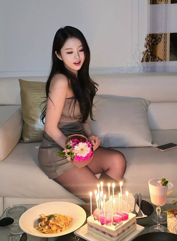 e782