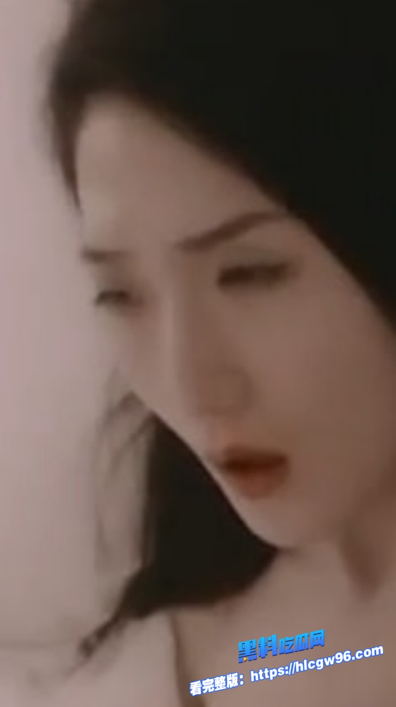 糖心Vlog主播多乙又出新作性欲旺盛的极品女神在酒店激情自慰约会大屌猛男激情狂欢4