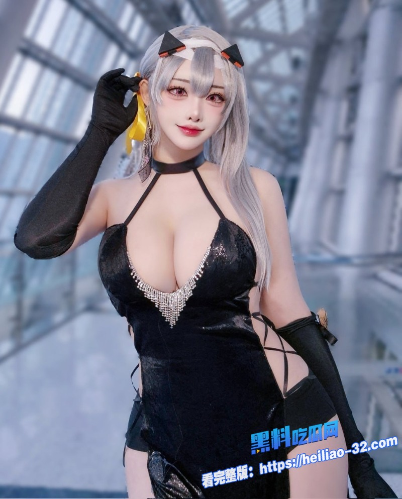 推特82万粉丝极品巨乳女神Yasal漫展惊艳cos萝莉脸配火辣身材14