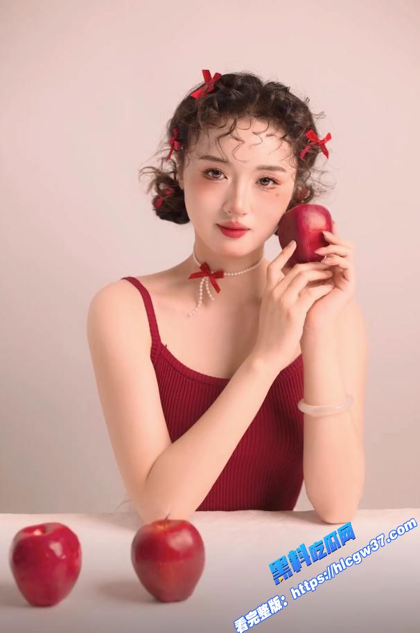 抖音美女 彤彤Tongtongcome 纯欲大长腿顶级美乳玩穴肛塞自慰视频 后入视觉超极佳!图4 抖音美女 彤彤Tongtongcome 纯欲大长腿顶级美乳玩穴肛塞自慰视频 后入视觉超极佳!图4
