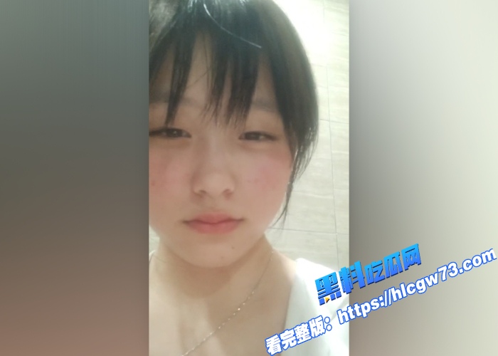 河南大一学生妹浴室自拍视频泄密!浴室全裸给男友拍视频 露脸尿尿自慰 青菜妹子想不到玩的这么花4 河南大一学生妹浴室自拍视频泄密!浴室全裸给男友拍视频 露脸尿尿自慰 青菜妹子想不到玩的这么花4