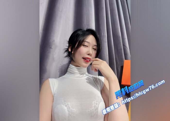 有钱人真会玩系列让自己的小明星女友角色扮演避孕套推销员一步一步试探最终被拿下用粉嫩小穴来试试套子质量 图1 有钱人真会玩系列让自己的小明星女友角色扮演避孕套推销员一步一步试探最终被拿下用粉嫩小穴来试试套子质量 图1