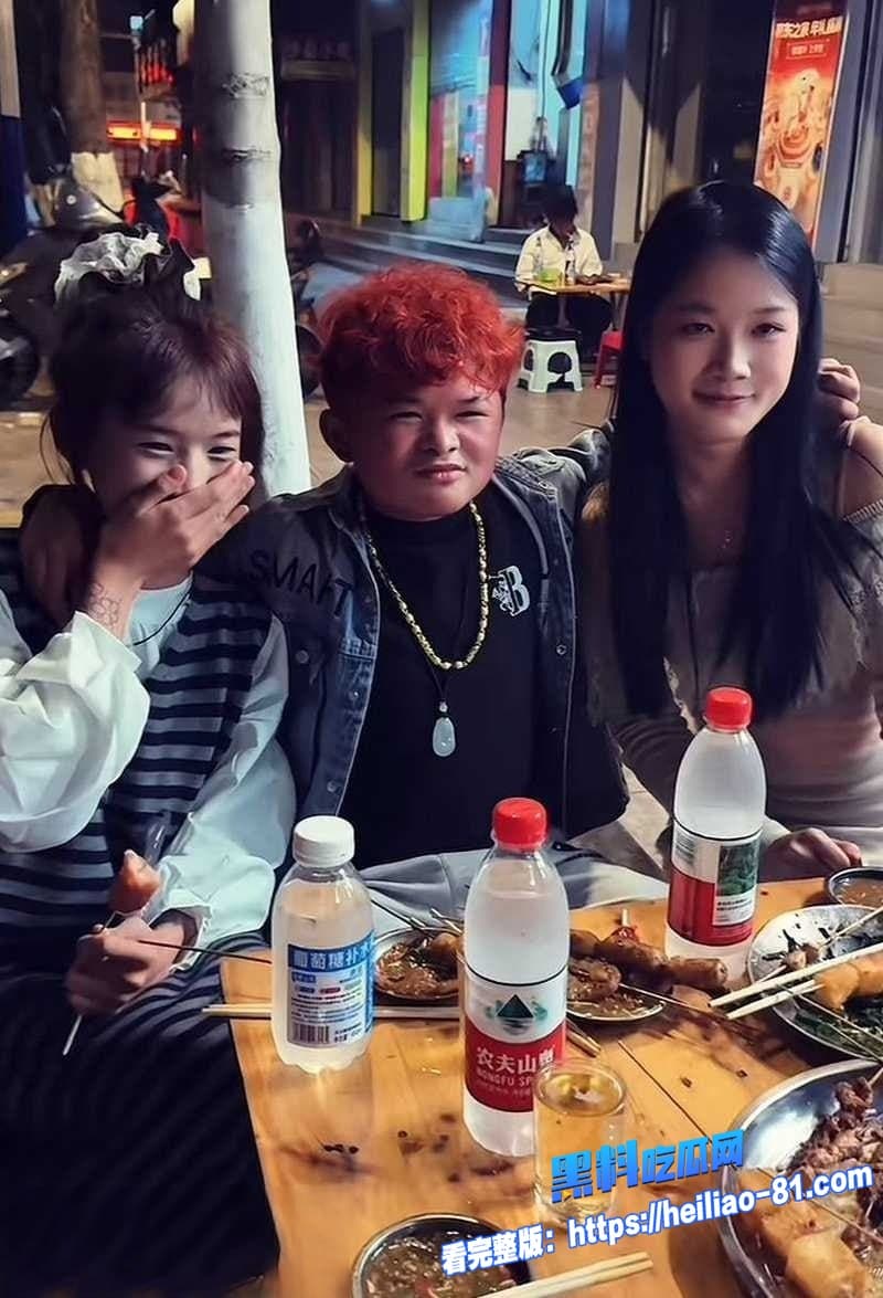当年爆红的小马云范小勤彻底长歪成精了被曝光到处狂加小姐姐裸聊马云同款脸如今成了最大笑柄4