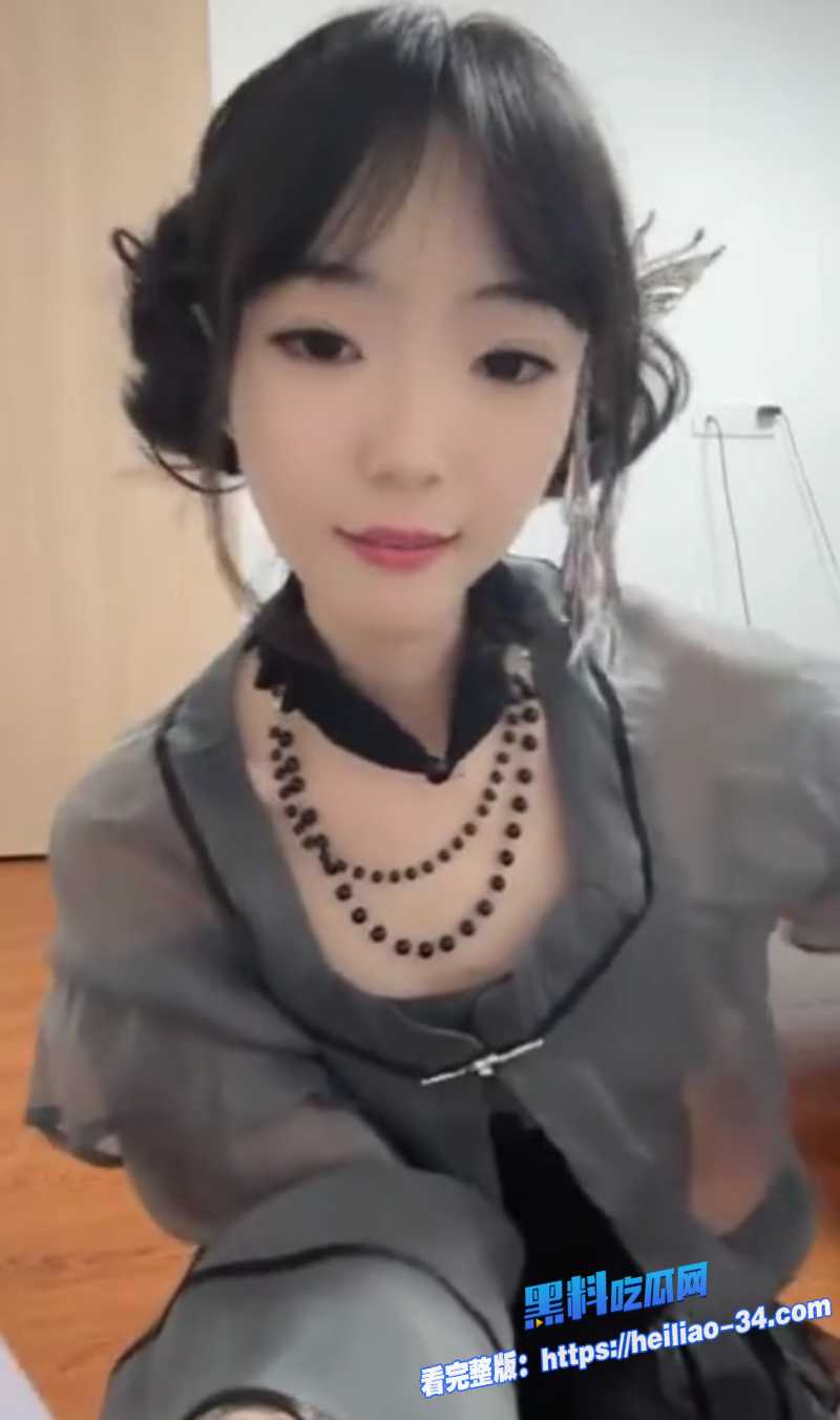 套路直播灵芷重磅升级阳痿绿帽羞辱拉满肉丝足交打飞机绿帽视角寸止折磨2