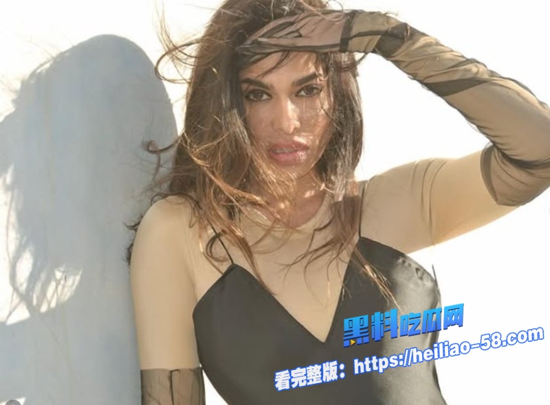 美国女演员蕾娜·莎尼年轻的教宗裸体三人性爱场景视频2