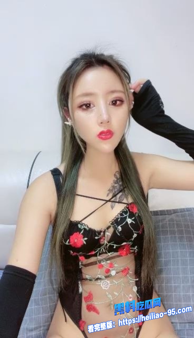 绿发精神小妹0 绿发精神小妹0
