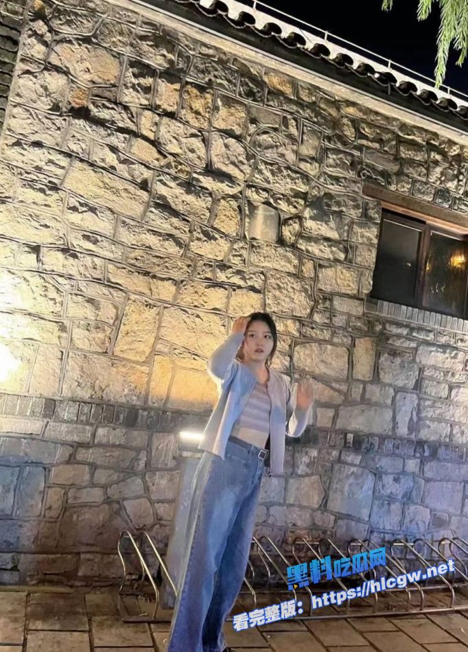 民宿老板娘 李小郡 民宿老板娘 李小郡