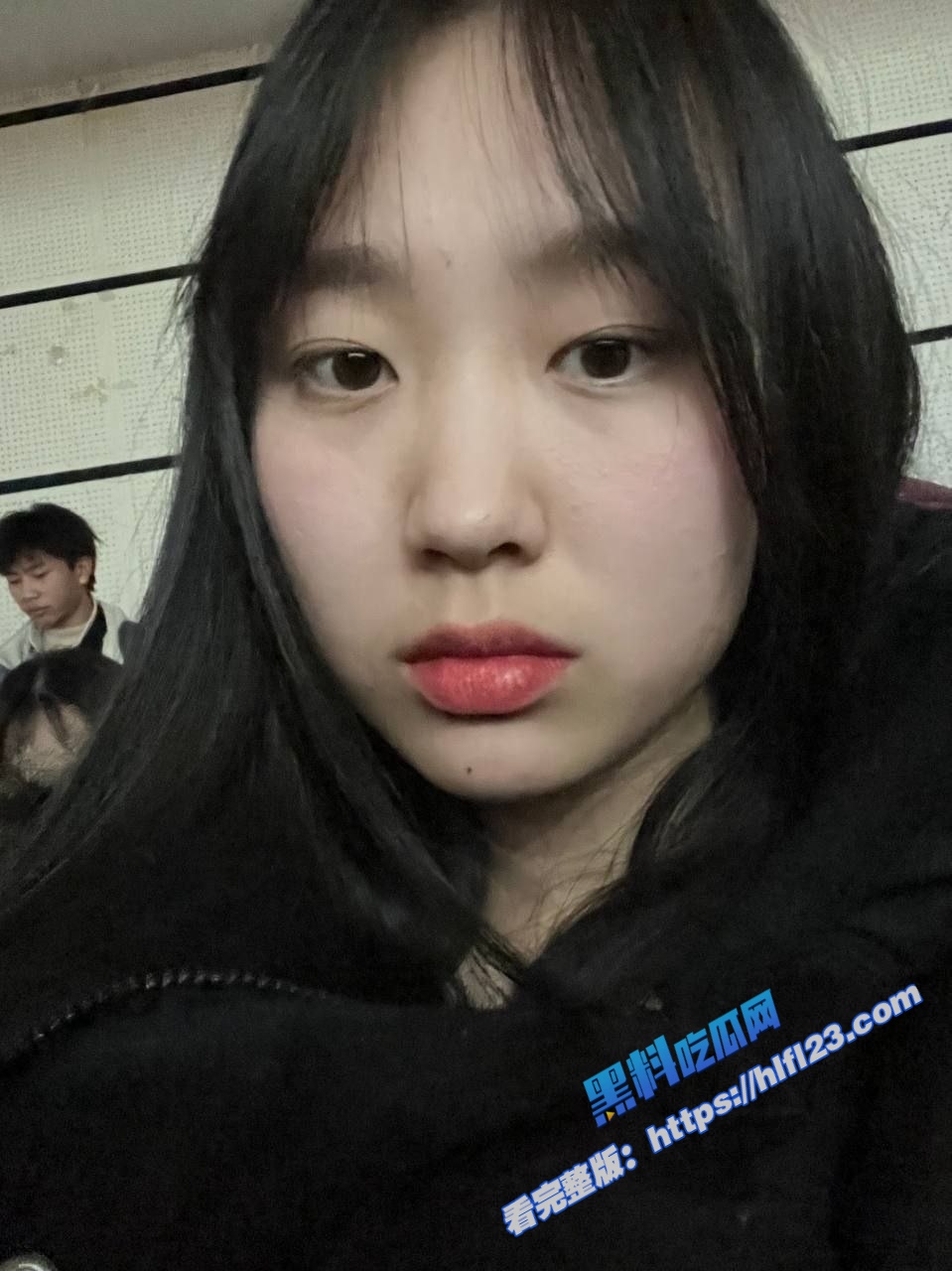 江苏大学女大学生 赵涵 清纯面孔下是白金女 只要给钱就陪睡 视频被某男同学曝光! 5 江苏大学女大学生 赵涵 清纯面孔下是白金女 只要给钱就陪睡 视频被某男同学曝光! 5