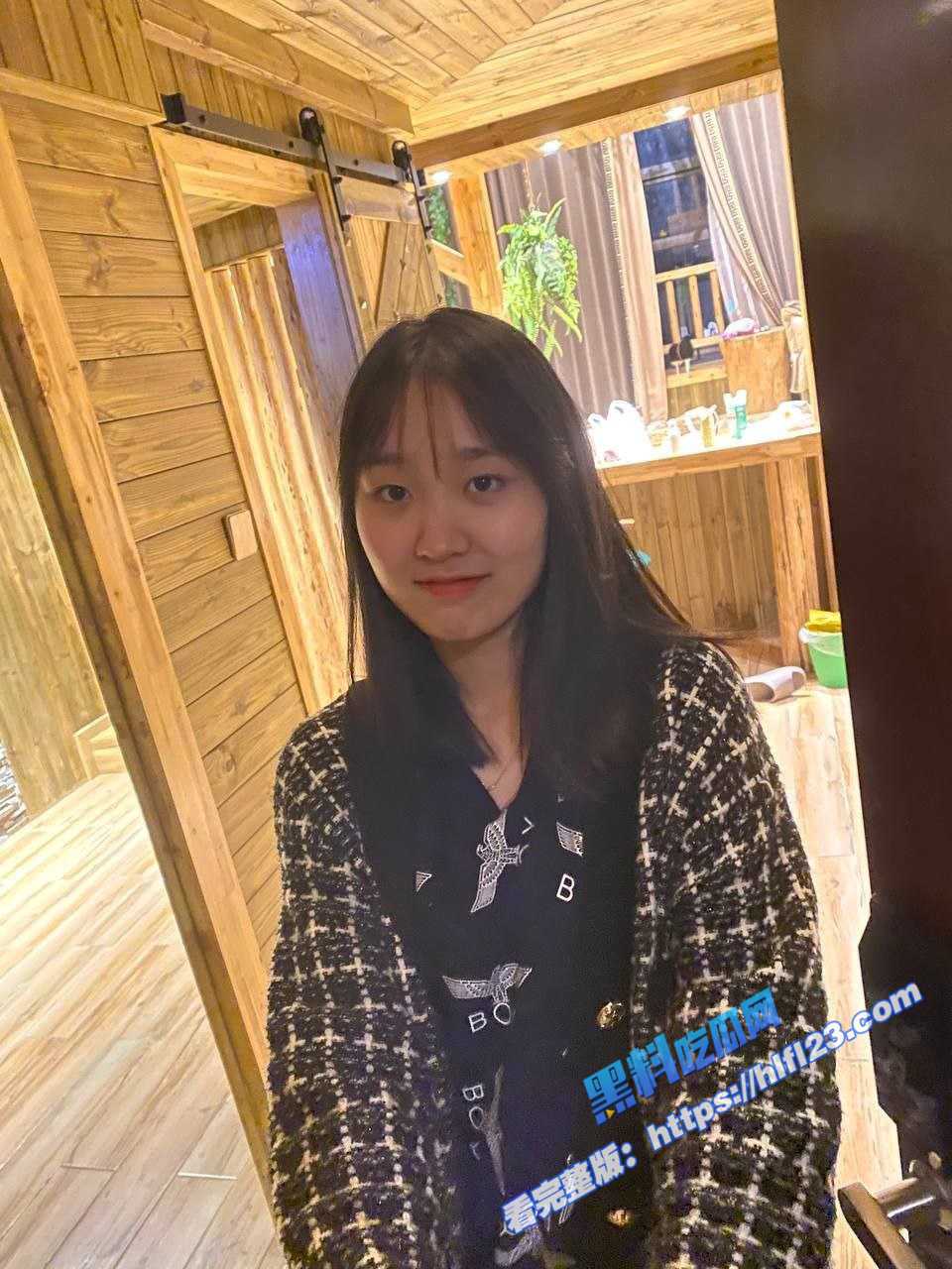 江苏大学女大学生 赵涵 清纯面孔下是白金女 只要给钱就陪睡 视频被某男同学曝光! 1 江苏大学女大学生 赵涵 清纯面孔下是白金女 只要给钱就陪睡 视频被某男同学曝光! 1