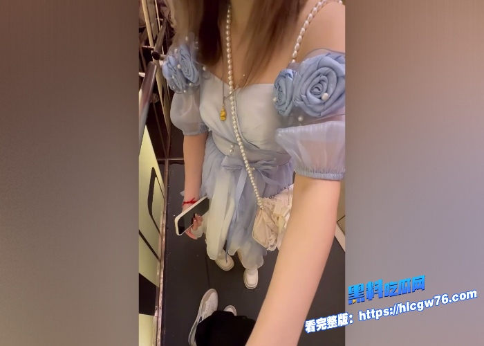 19岁极品萝莉学妹匆匆赶来和校外富二代吃海底捞被偷拍下回豪宅性爱全过程紫色仙女裙玛丽珍鞋好可爱 图1 19岁极品萝莉学妹匆匆赶来和校外富二代吃海底捞被偷拍下回豪宅性爱全过程紫色仙女裙玛丽珍鞋好可爱 图1