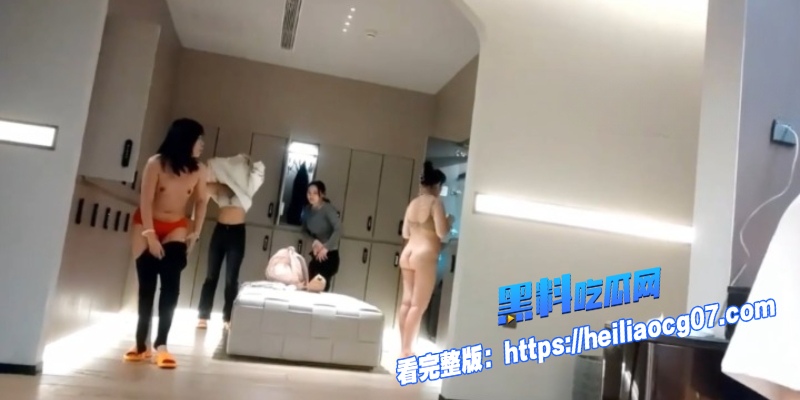 浴室偷拍系列8