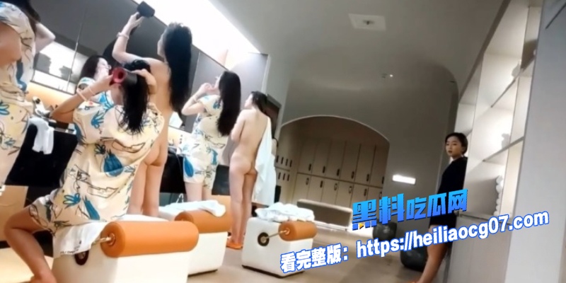 浴室偷拍系列9
