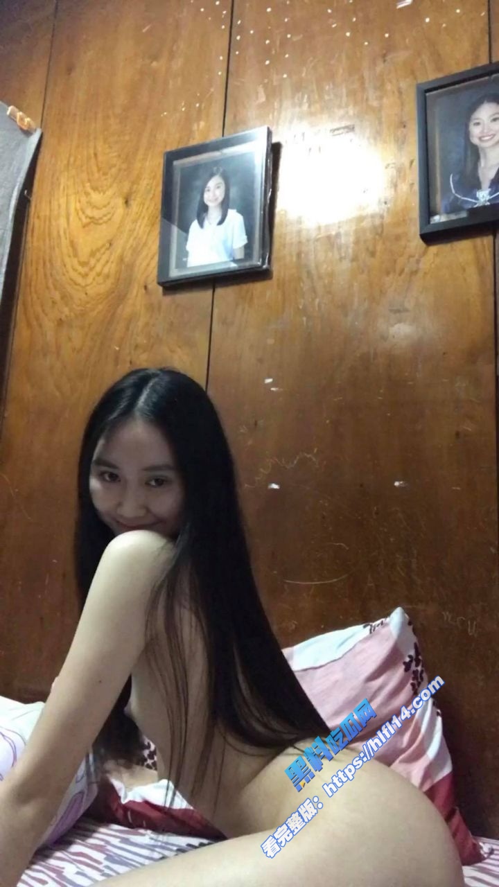 菲律宾的精神小妹和网友裸聊自慰抠逼视频流出！3