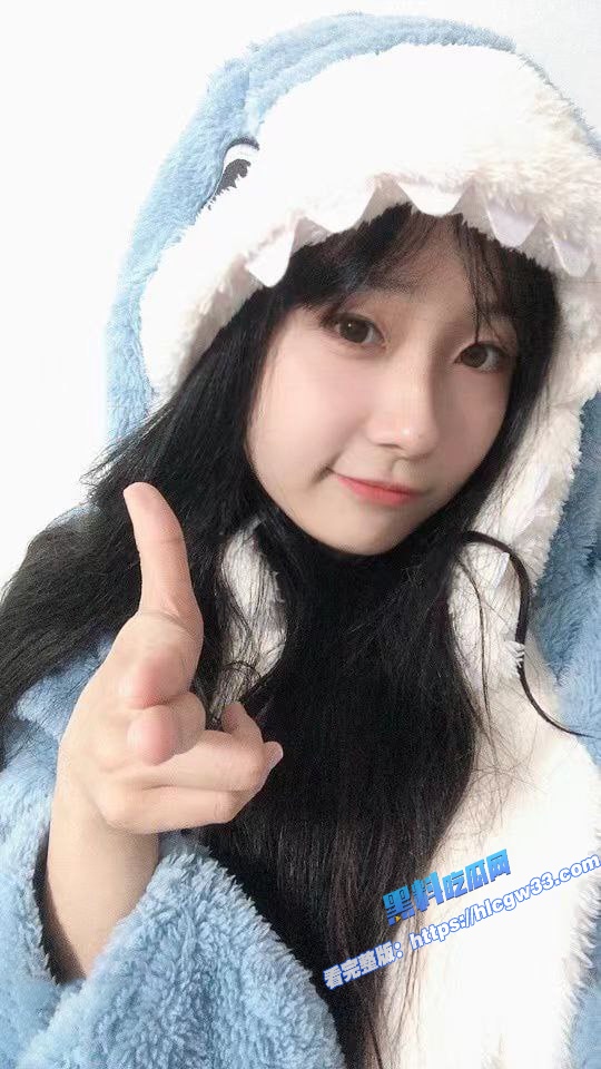 武汉大学校花私拍给男友大尺度私密视频流出 脸穴同框掰穴自慰 掰穴特写只为看的更清! 2 武汉大学校花私拍给男友大尺度私密视频流出 脸穴同框掰穴自慰 掰穴特写只为看的更清! 2