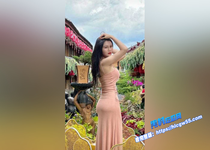 广东河源骚婊 郑建丹 非常骚的极品人妻 背着老公经常出来约 口活非常棒 深喉口交69无所不能2
