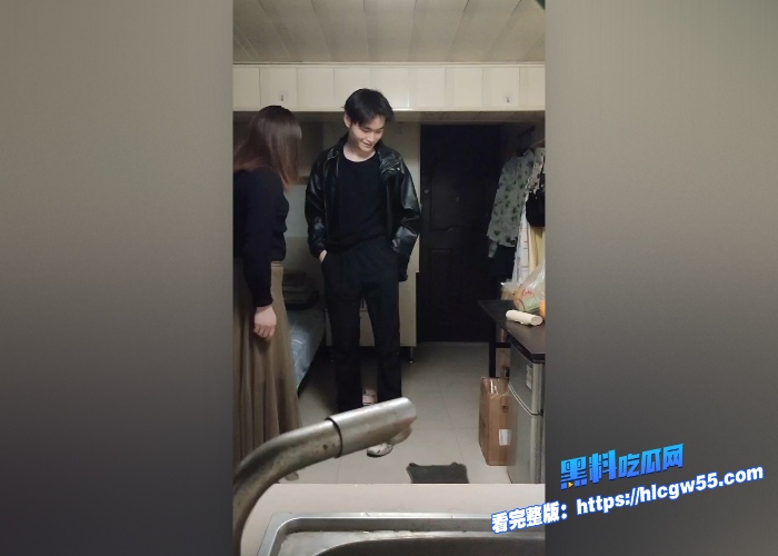 伪娘阿红色诱猛男第七期鲜肉帅哥专期超多大学生小鲜肉被红姐深情吃鸡红姐也算是吃上细糠了 图9WH700x500px 伪娘阿红色诱猛男第七期鲜肉帅哥专期超多大学生小鲜肉被红姐深情吃鸡红姐也算是吃上细糠了 图9WH700x500px