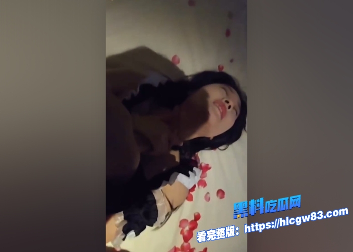 太原理工大学校花 李雪影 网上约炮被狠狠调教 后入猛操性感大屁股 享受大屌猛烈的撞击感6