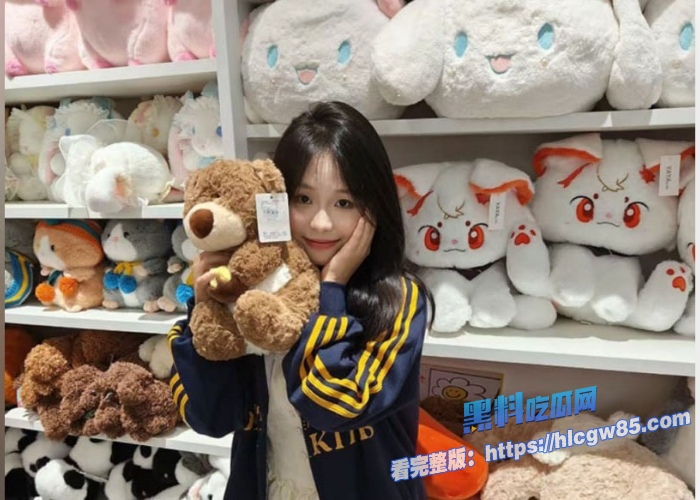 广东科技职院清纯小妹边思雨 2