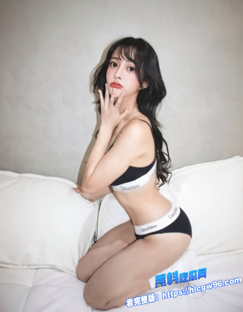极品人气网红香月怜魏乔安una三女神共浴开干4