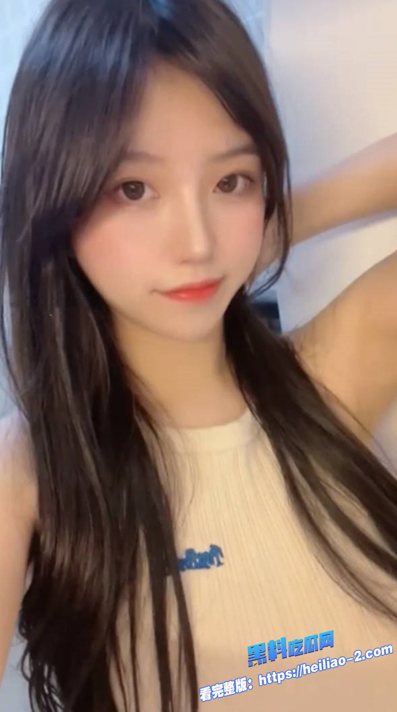 抖音网红天降之雯私密视频曝光高颜值反差婊美女露脸自慰3