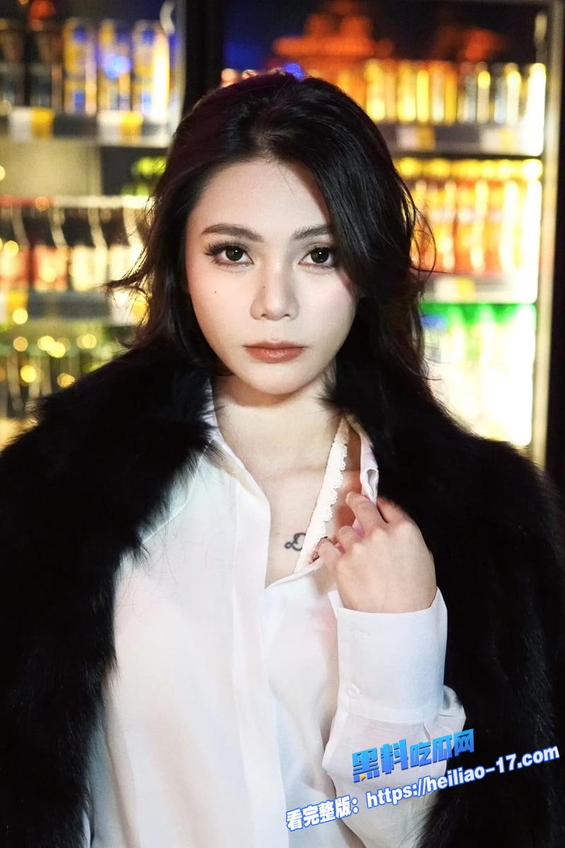 纹身精神小妹裸贷扣逼私拍欠债肉偿全裸自慰为了还钱什么都肯干5