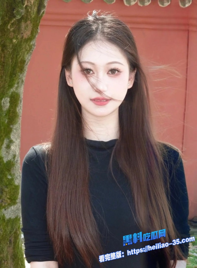 湖南师范大学佘贝诗分手后性爱视频被前男友恶意泄露1 湖南师范大学佘贝诗分手后性爱视频被前男友恶意泄露1