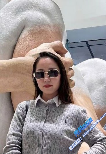 内蒙古科技大学大四学姐 拉布珠 第二弹 在校女大公然售卖福利 被曝光实锤还自己辟谣！6