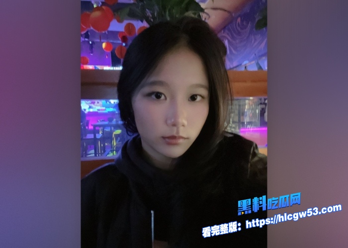 某大学极品校花在家自拍不雅视频发给男友分手后被渣男曝光清纯可爱面容加粉嫩诱人酮体简直无敌了 图3WH700x500px