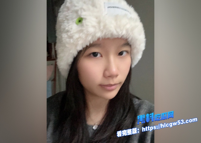 某大学极品校花在家自拍不雅视频发给男友分手后被渣男曝光清纯可爱面容加粉嫩诱人酮体简直无敌了 图9WH700x500px