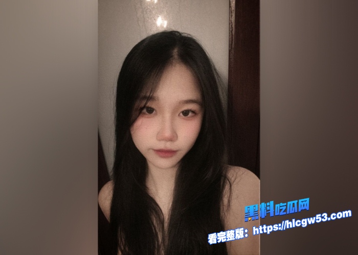 某大学极品校花在家自拍不雅视频发给男友分手后被渣男曝光清纯可爱面容加粉嫩诱人酮体简直无敌了 图14WH700x500px