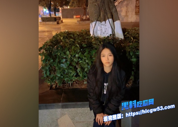 某大学极品校花在家自拍不雅视频发给男友分手后被渣男曝光清纯可爱面容加粉嫩诱人酮体简直无敌了 图17WH700x500px