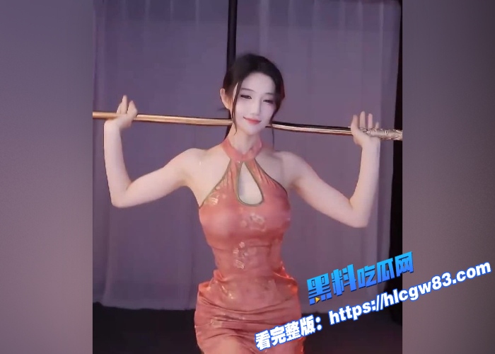 牙百万超人气御姐主播坏空空超高颜值极品身材激情热舞更有独家AI处理三点全露抖胸裸舞淫骚动作火辣诱惑十足 图 3