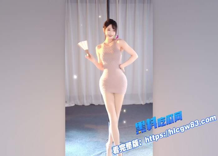 牙百万超人气御姐主播坏空空超高颜值极品身材激情热舞更有独家AI处理三点全露抖胸裸舞淫骚动作火辣诱惑十足 图 9