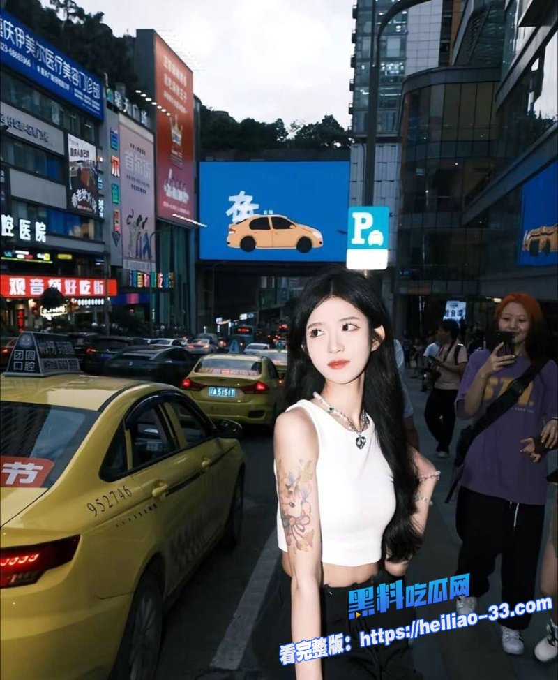 瓜友投稿甜美网红脸酷炫纹身少女嘴上喊不要好大求求你好深1