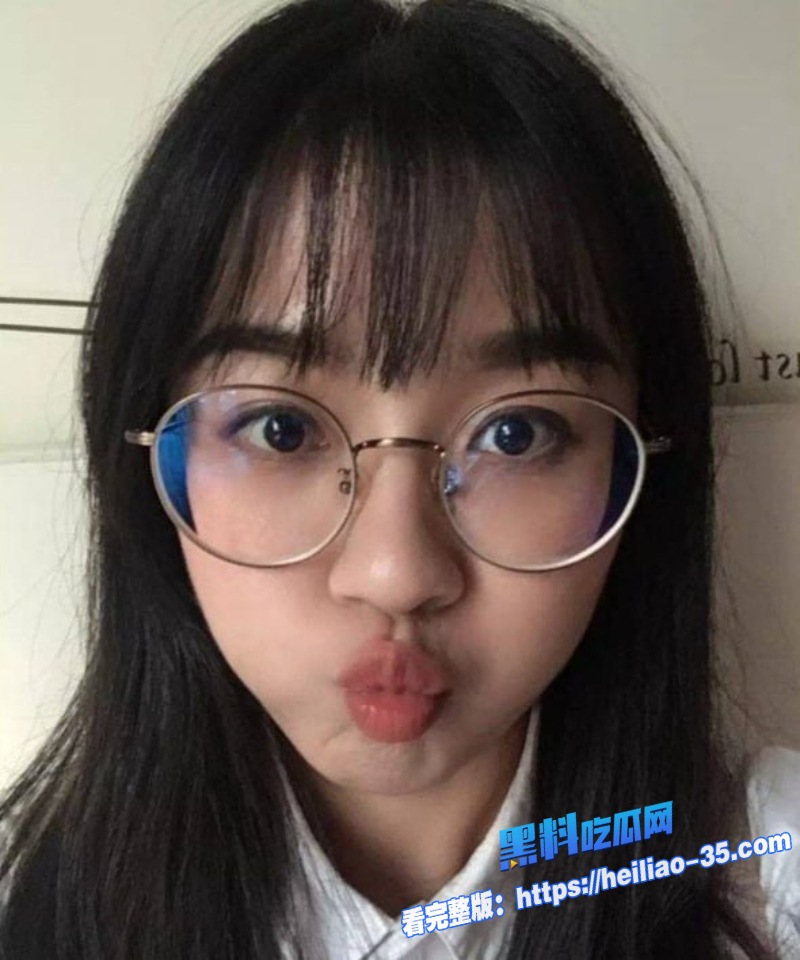 瓜友投稿00后露脸反差母狗孙烁主动求操求舔鸡巴捆绑SM调教视频流出1 瓜友投稿00后露脸反差母狗孙烁主动求操求舔鸡巴捆绑SM调教视频流出1
