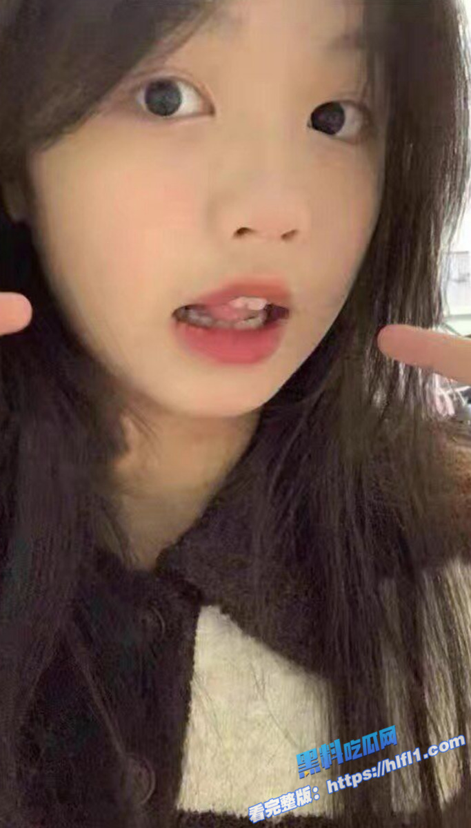 推特超美萝莉 小瑶宝宝 和男友啪啪私拍流出 身材粉嫩声音嗲 后入娇喘很刺激！图2