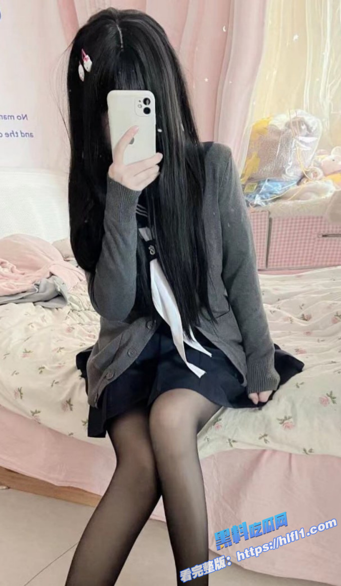 推特超美萝莉 小瑶宝宝 和男友啪啪私拍流出 身材粉嫩声音嗲 后入娇喘很刺激！图3