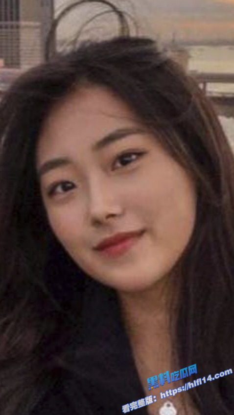 亚裔留学生媚黑婊 Cindo 国外留学期间跟黑鬼做爱视频流出 看来巨根才能激发她奴性！1
