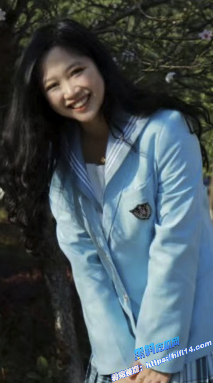 衡郡中学反差班主任文 楚薇 白天为人师表，晚上为人师婊 经常和学校领导还有学生家长搞床上运动2