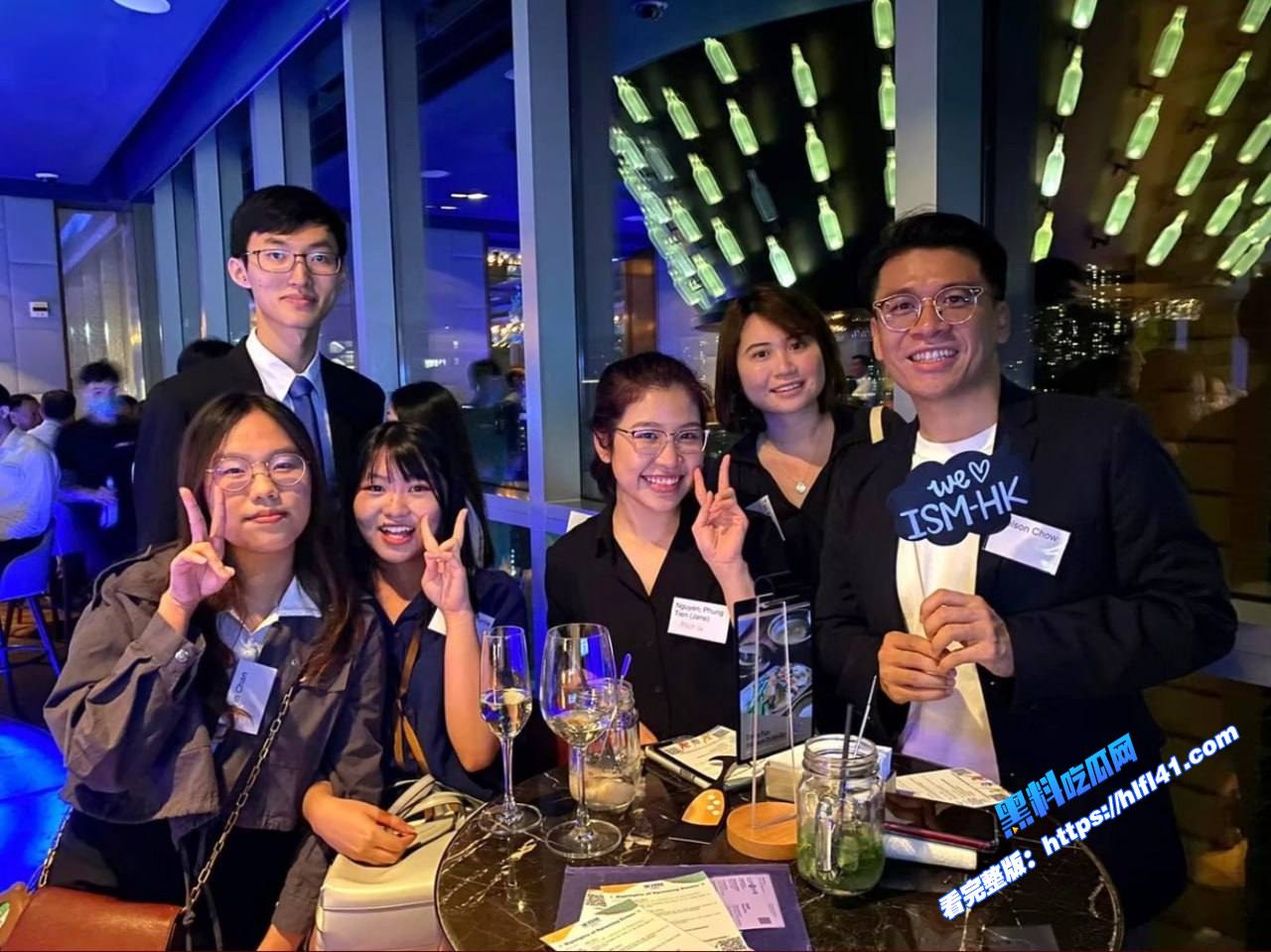 香港金融公司的白领林美玲为了完成业绩主动勾引客户换取利益给客户口交无套中出结果视频被曝光 图4