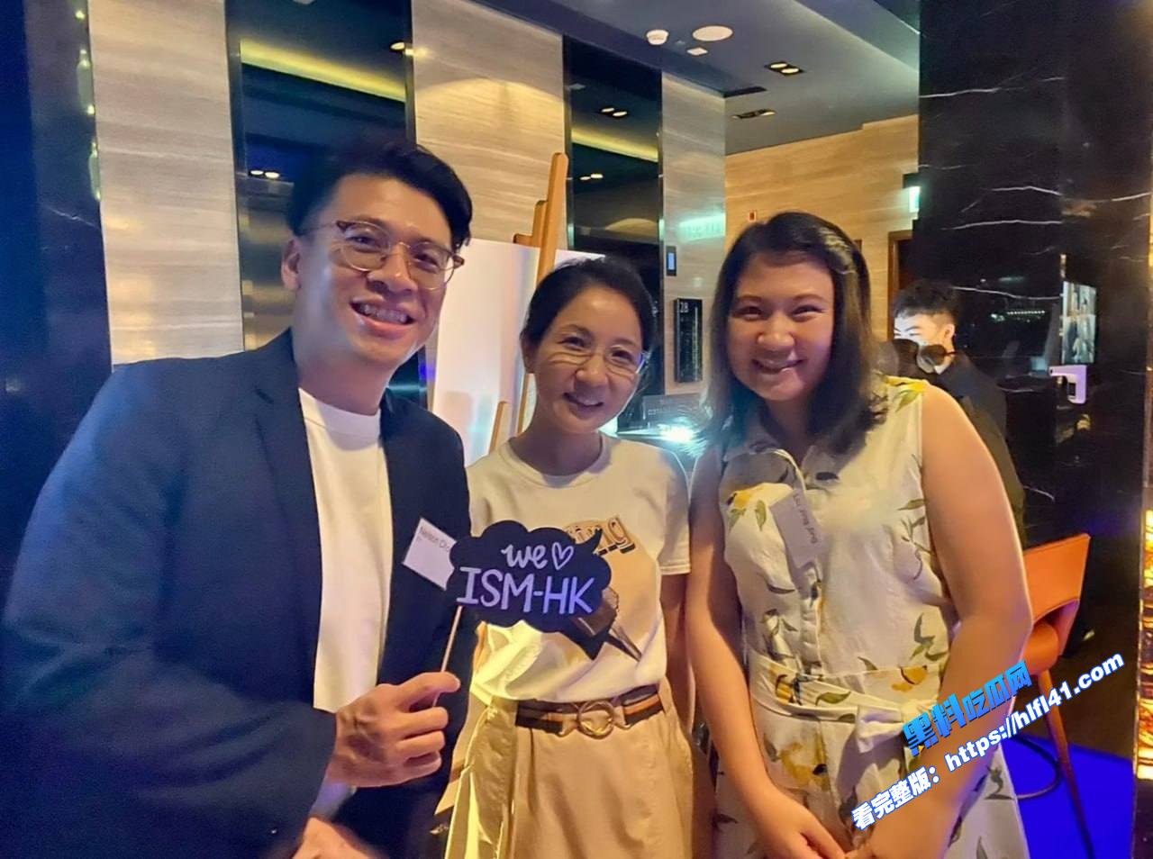 香港金融公司的白领林美玲为了完成业绩主动勾引客户换取利益给客户口交无套中出结果视频被曝光 图6
