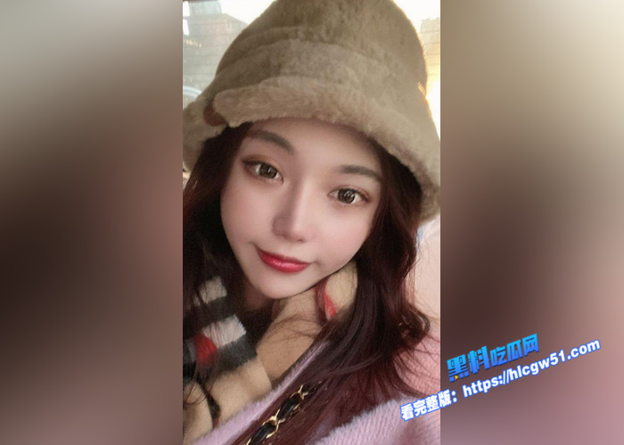 黑料PK！网黄福利姬 高桥千凛 VS 上海宝洁 女主管 福利姬风骚诱人 女主管美艳动人 谁更吸引你呢4