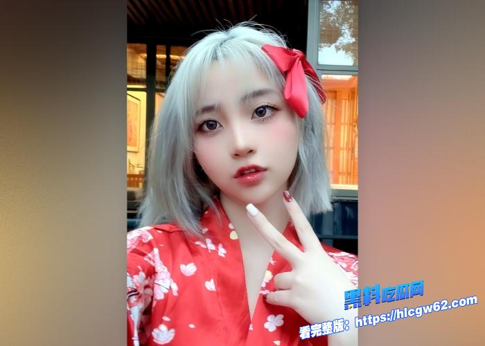 绝美混血模特与富二代男友图1.jpg 绝美混血模特与富二代男友图1.jpg