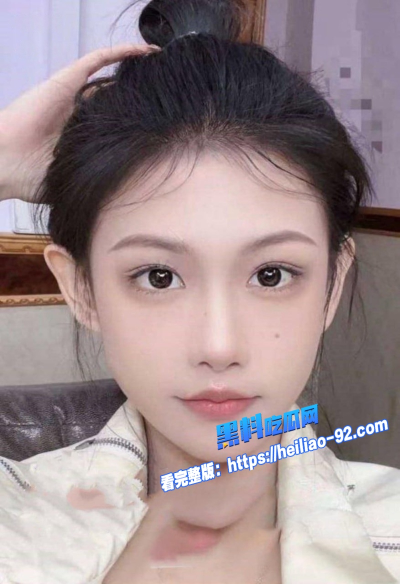 华中师范大学高颜值学生妹蔡靖薇因网贷无力偿还被室友介绍卖掉第一次露脸破处视频泄露5