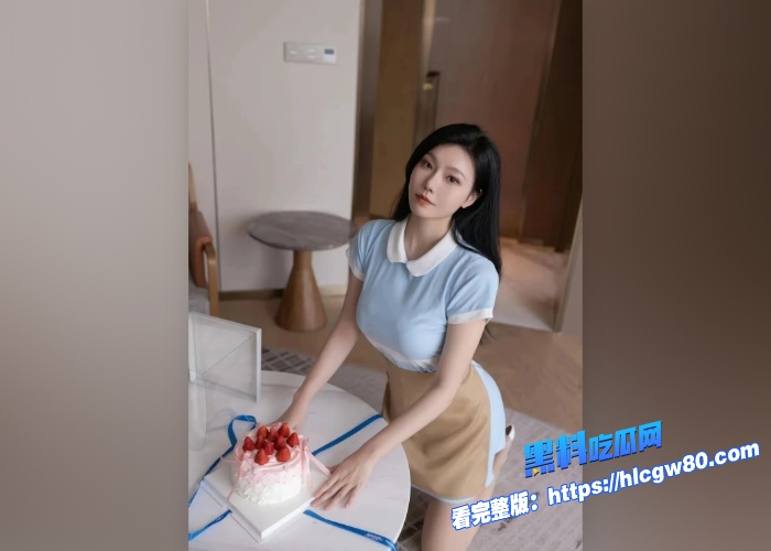 好利来员工女服务员届天花板存在黑料视频曝光下班兼职外围果然是极品身材美女油亮肉丝淫香美脚满足撸友一切幻想 图1