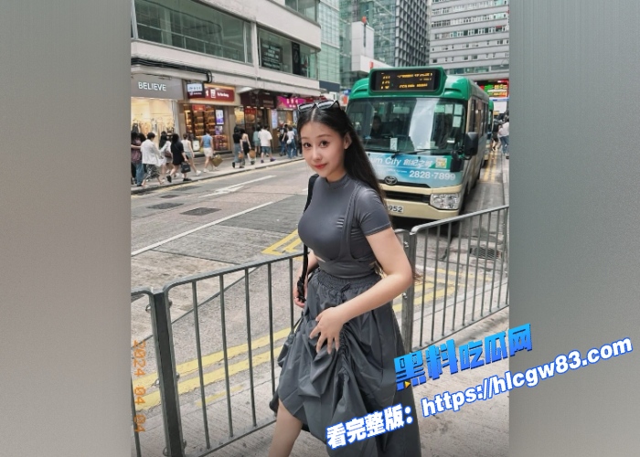 抖音53万粉丝美邵女Baby定制福利流出巨乳肥臀令人垂涎极度刺激诱惑私拍尺度拉满图 2 抖音53万粉丝美邵女Baby定制福利流出巨乳肥臀令人垂涎极度刺激诱惑私拍尺度拉满图 2