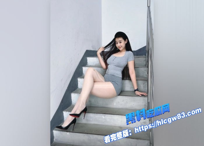 抖音53万粉丝美邵女Baby定制福利流出巨乳肥臀令人垂涎极度刺激诱惑私拍尺度拉满图 3 抖音53万粉丝美邵女Baby定制福利流出巨乳肥臀令人垂涎极度刺激诱惑私拍尺度拉满图 3