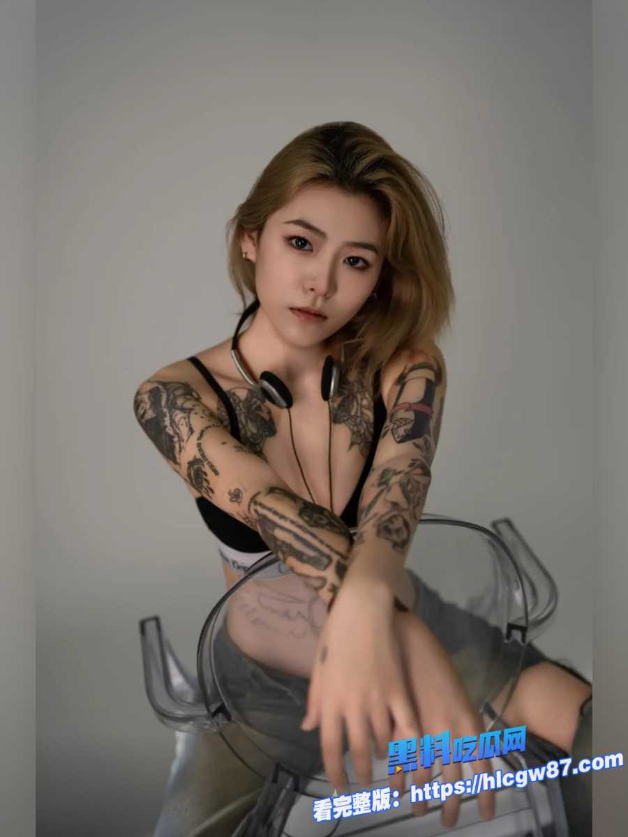 黄头发精神小妹自慰视频流出 2